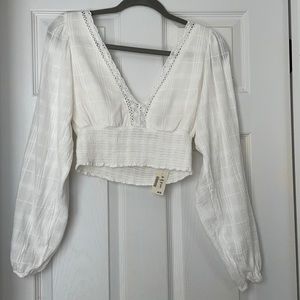 Long sleeved Aeropostale crop top